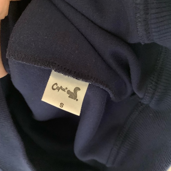 Sporty Crewneck - Picture 5 of 5